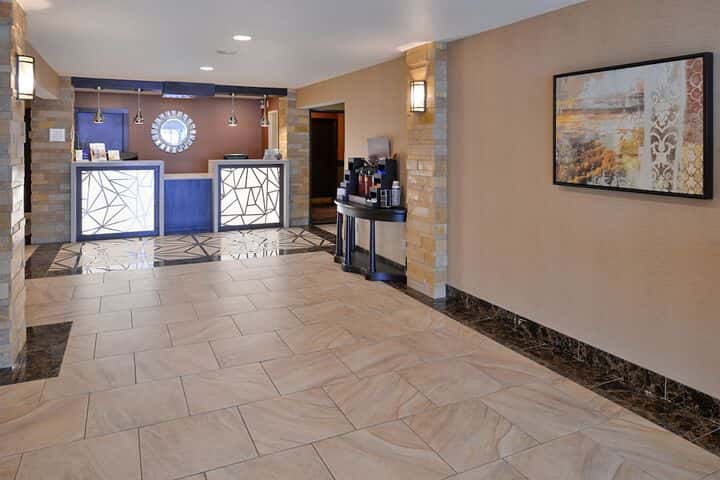 Hotel 2 of 42