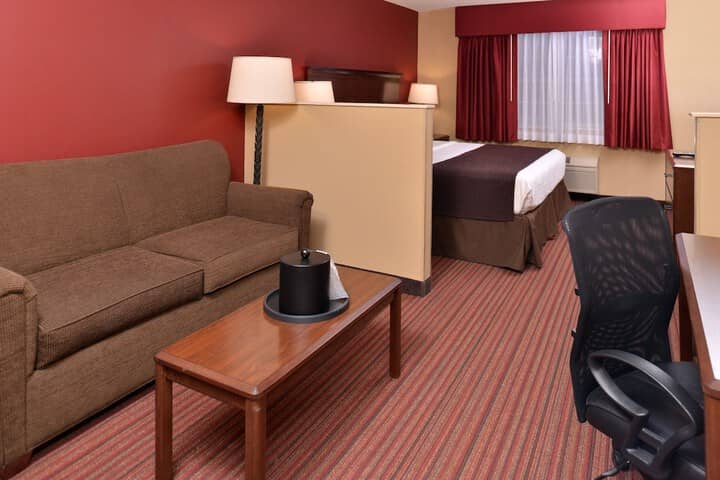 Room 17 of 42