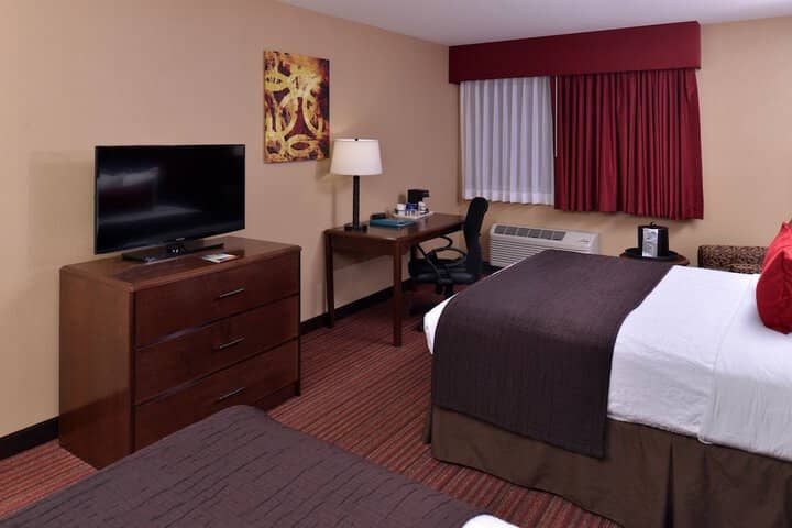 Room 8 of 42